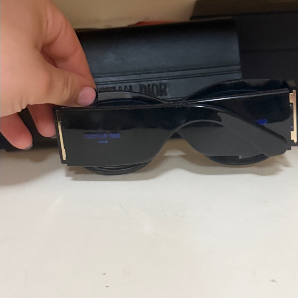 Dior Black and Blue Sunglasses - Picture 5 of 9